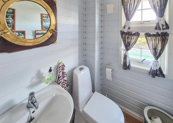 4 Bedroom Gorgeous In Steinsland (Vestland)