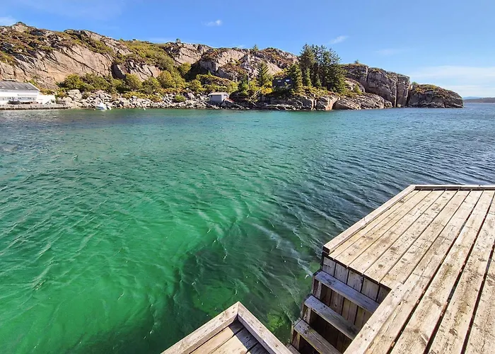 Ferienhaus 4 Bedroom Gorgeous In