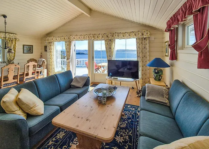 Ferienhaus 4 Bedroom Gorgeous In