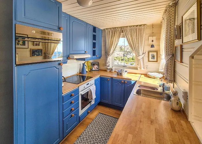 Semesterbostad 4 Bedroom Gorgeous In *